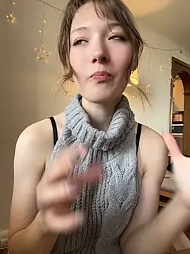 Strawberry_Senpai Adlı Modelin Canlı XXX Sohbeti