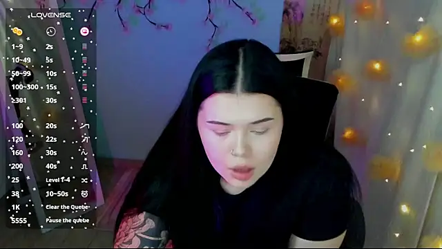 Chat XXX en directo de Mona_Esty