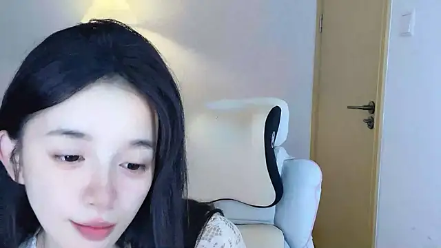 Annie-3 现场XXX聊天