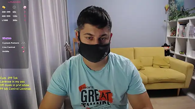 Tomguys' Live XXX Chat