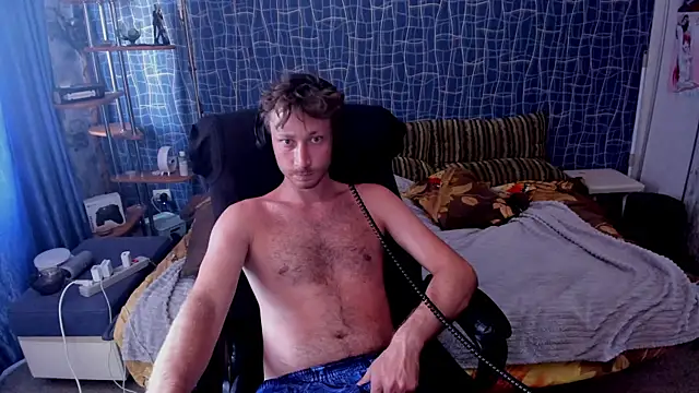 XXX chat uživo modela CuteBoy228