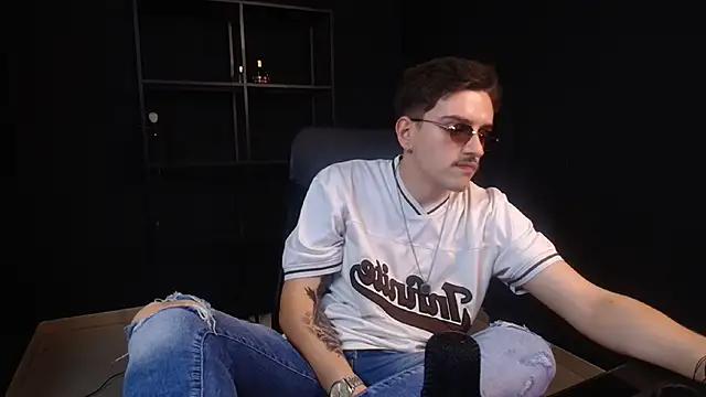 FelixStarkk live XXX chat