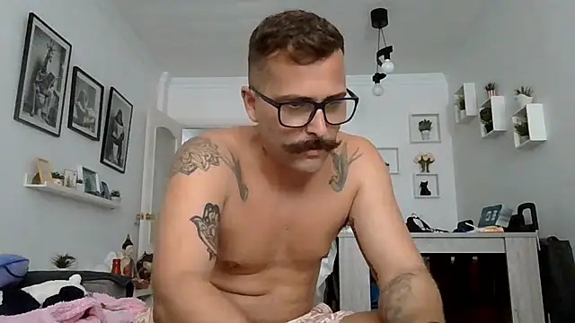 yanick931 – Live XXX-chat