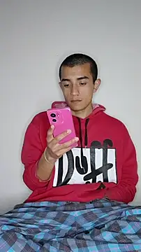 Chatroom XXX en direct de Thick_Cock