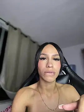 Miaa_love6969 Adlı Modelin Web Kamerası Şovu