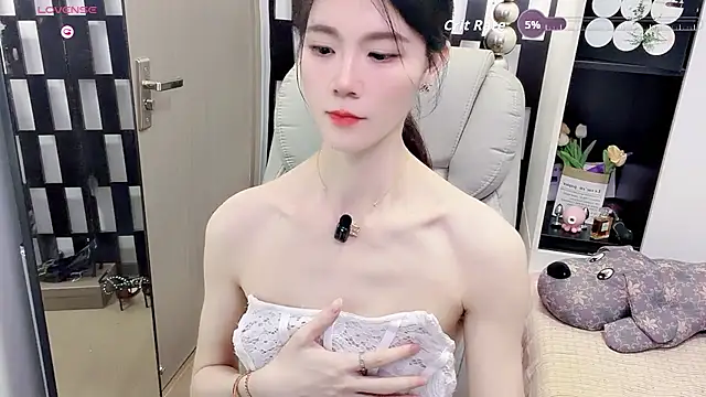 Yueyue-MMのライブXXXチャット