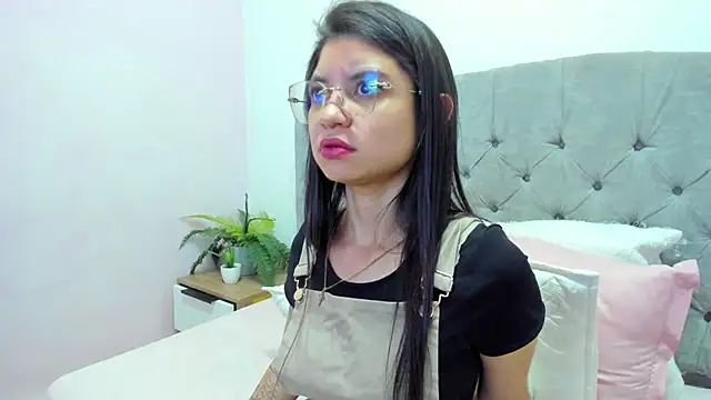 LindaCatalina_ Obrolan Langsung XXX