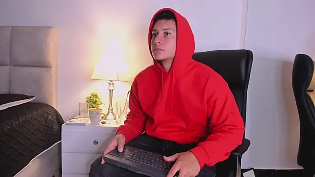 Czat XXX na żywo – Chriss_Diamond