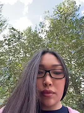 Chat XXX en directo de trytomakememoam