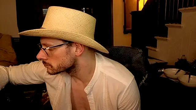 MasterDaddyCool élő XXX-chatje