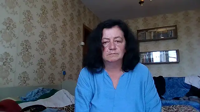 GypsiQueen2's Live XXX Chat