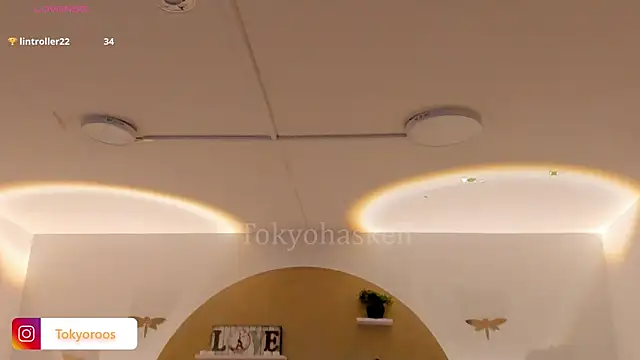 TokyoHaskel Chat XXX in diretta