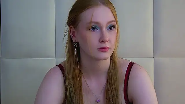 AgataFoxley XXX чат на живо