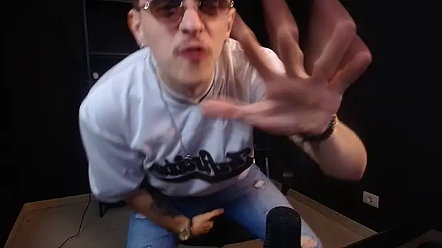 Chat XXX ao vivo de FelixStarkk