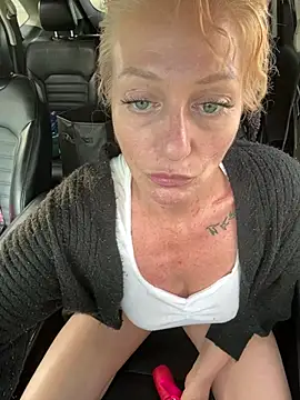 MilfOfDreams: онлайн-секс-чат
