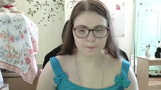 Chat +18 de LucyZeph ao vivo