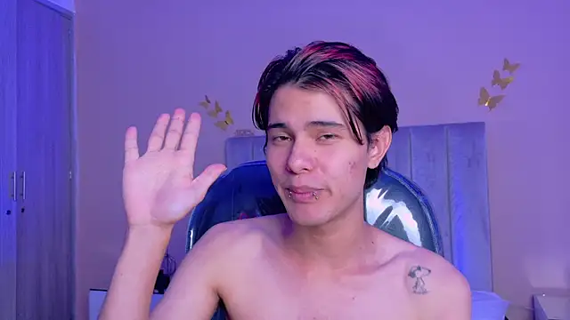 Chatroom XXX en direct de Derek_Sinn