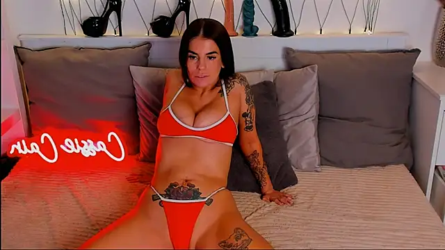Chat XXX en directo de CassyCain