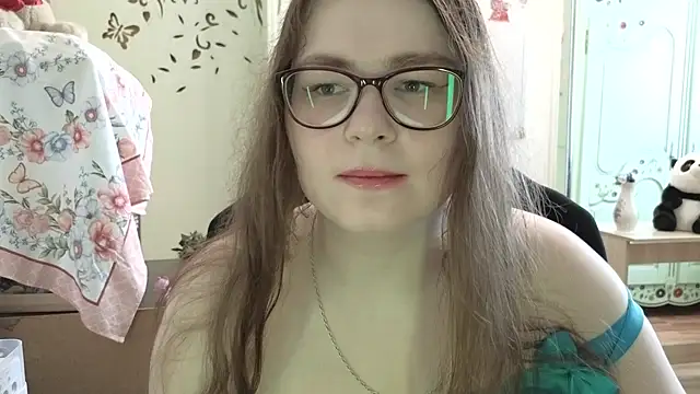 צ'אט XXX בשידור חי של LucyZeph