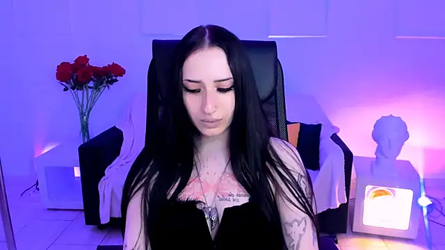MonicaLowes Live XXX-chat