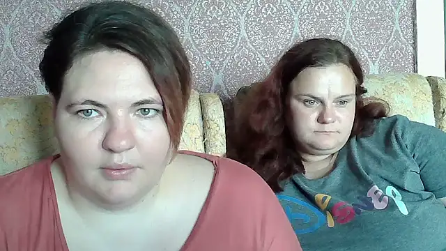 MilaXHelen's Live XXX Chat