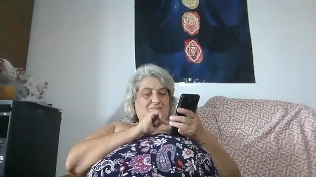 Chat XXX en directo de ExquisiteMature