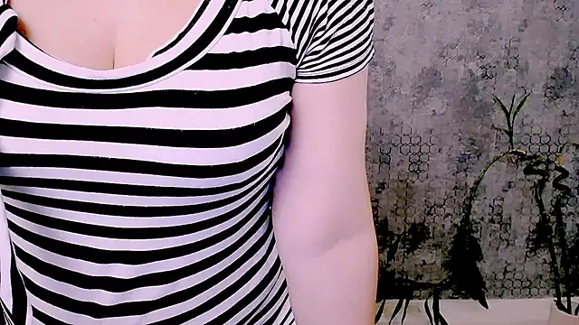 Djullia – Live XXX-chat