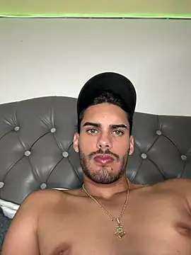 Derek_master: απευθείας συνομιλία ΧΧΧ