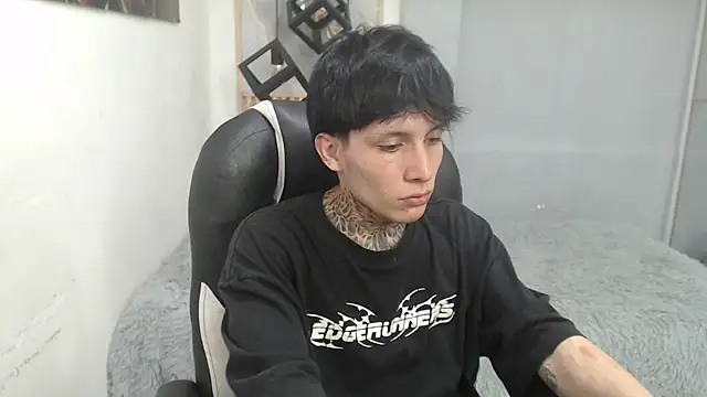 Živý XXX chat Cry_thereal