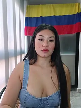 tara20_ Adlı Modelin Canlı XXX Sohbeti