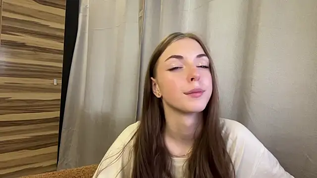 Clara_kittyのライブXXXチャット