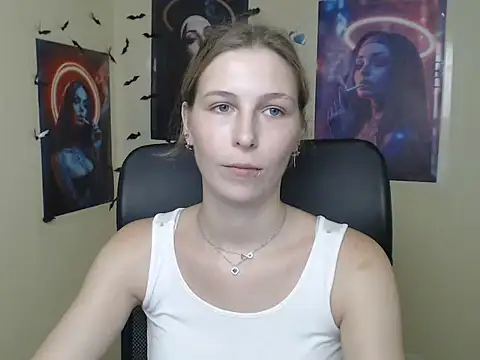 StrangerGin Live XXX chat