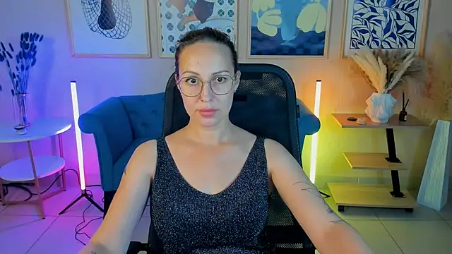 Charlotte_Hudsonn Live XXX chat