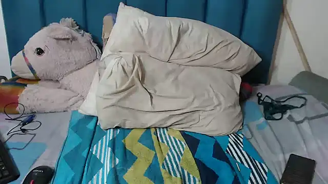 THICKPUSSYDIVAX_ – Naživo XXX chat