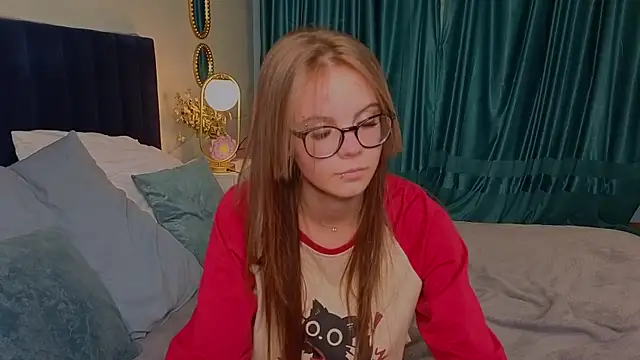Онлайн чат XXX StacyBlakey