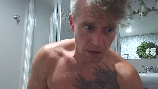 DILFiGuess1 Live XXX Chat