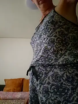 Evadesirex46 Chat XXX live