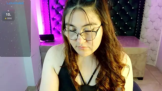 conniejames_m's Live XXX Chat