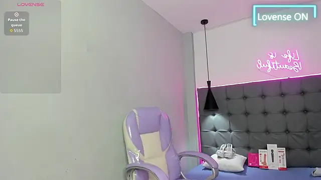 Chat +18 de scarletcherry18 ao vivo