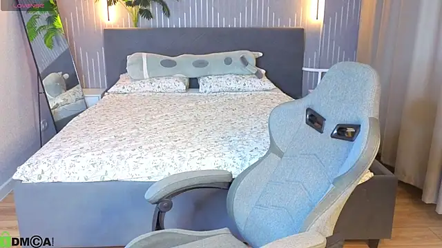 LinaSpark Adlı Modelin Canlı XXX Sohbeti