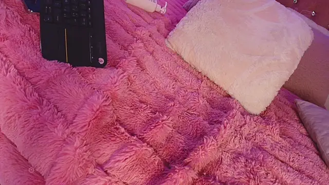 Chat XXX en directo de MylaDreams