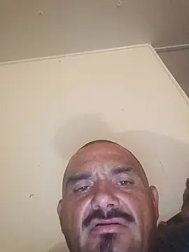 TestedHabit76 Show in webcam