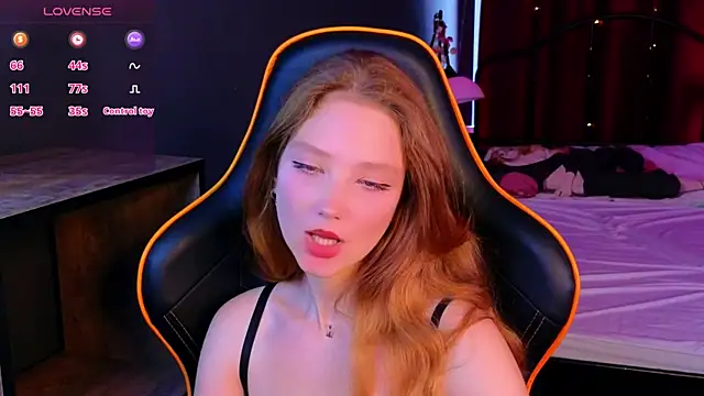 Chat XXX en directo de Your_lilith_