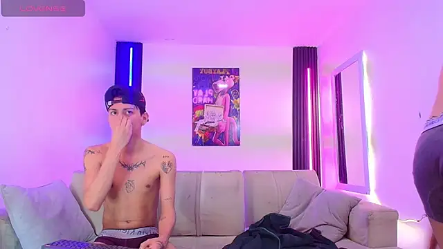 Marcus_and_Tony Chat XXX live