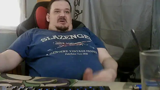porkorossy's Live XXX Chat
