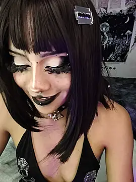 Chat +18 de GothKitten666 ao vivo