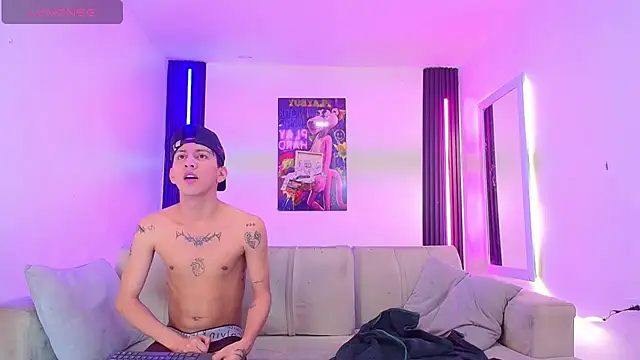 Marcus_and_Tony Live XXX-Chat