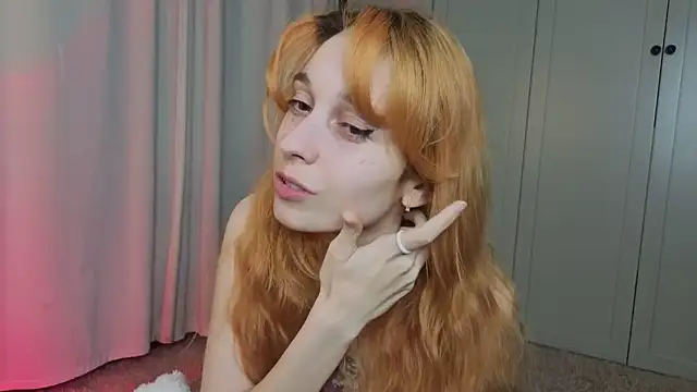 XXX chat uživo modela tgirlfoxy