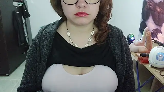 curly_greeneyed: онлайн-секс-чат