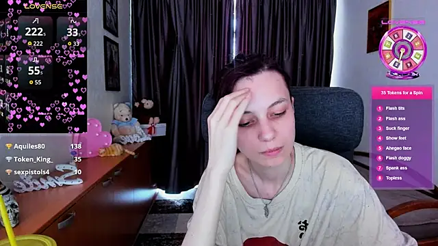 Chat XXX en directo de MiniLysii